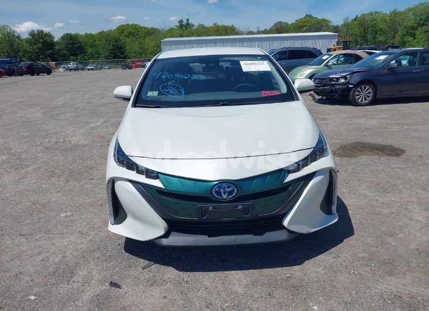 Photo 12 of 2017 Toyota Prius PRIME PLUS (VIN JTDKARFP9H3061839)
