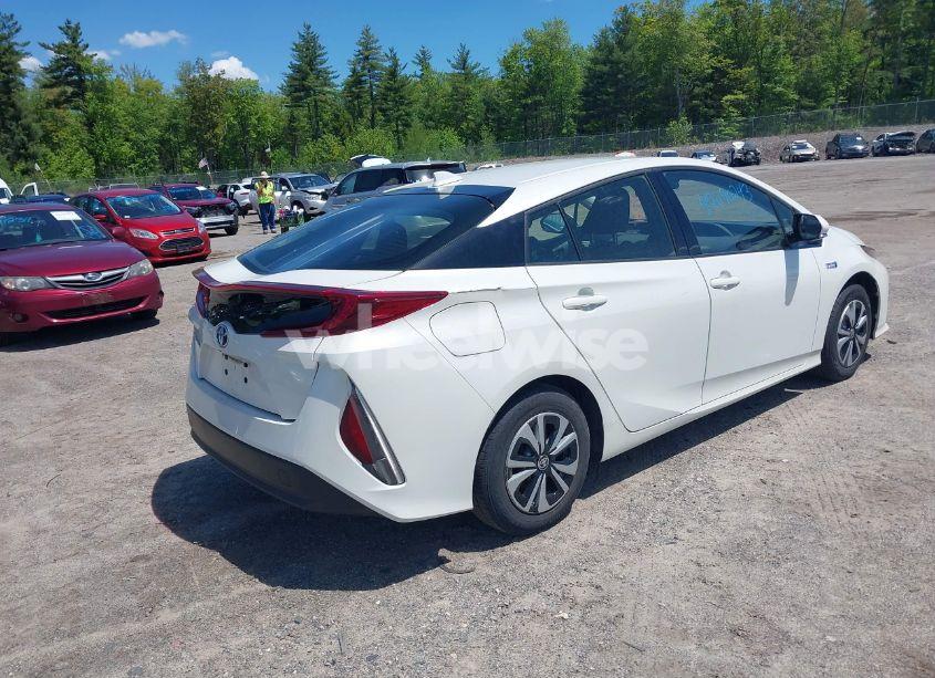 Photo 4 of 2017 Toyota Prius PRIME PLUS (VIN JTDKARFP9H3061839)