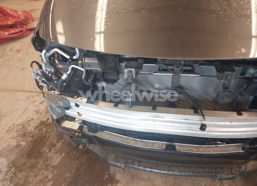 Photo 18 of 2020 Toyota Prius PRIME XLE (VIN JTDKARFP9L3139643)