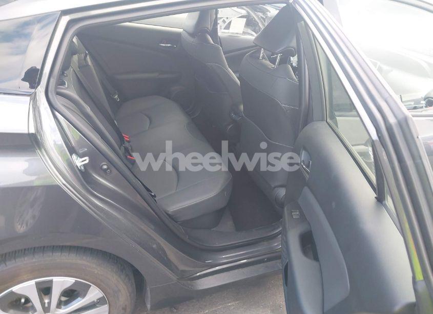 Photo 8 of 2020 Toyota Prius PRIME XLE (VIN JTDKARFP9L3148262)