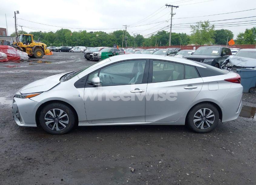 Photo 14 of 2017 Toyota Prius PRIME ADVANCED/PLUS/PREMIUM (VIN JTDKARFPXH3034892)