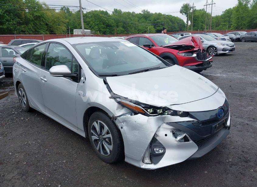 Photo 6 of 2017 Toyota Prius PRIME ADVANCED/PLUS/PREMIUM (VIN JTDKARFPXH3034892)