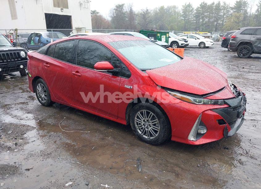 2017 Toyota Prius PRIME ADVANCED (VIN JTDKARFPXH3038439) main photo