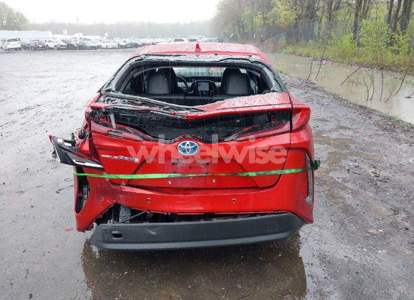 Photo 16 of 2017 Toyota Prius PRIME ADVANCED (VIN JTDKARFPXH3038439)