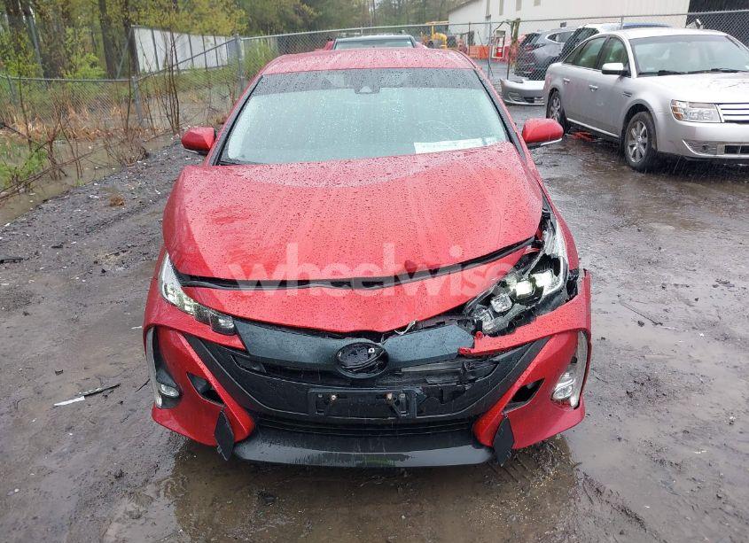 Photo 6 of 2017 Toyota Prius PRIME ADVANCED (VIN JTDKARFPXH3038439)