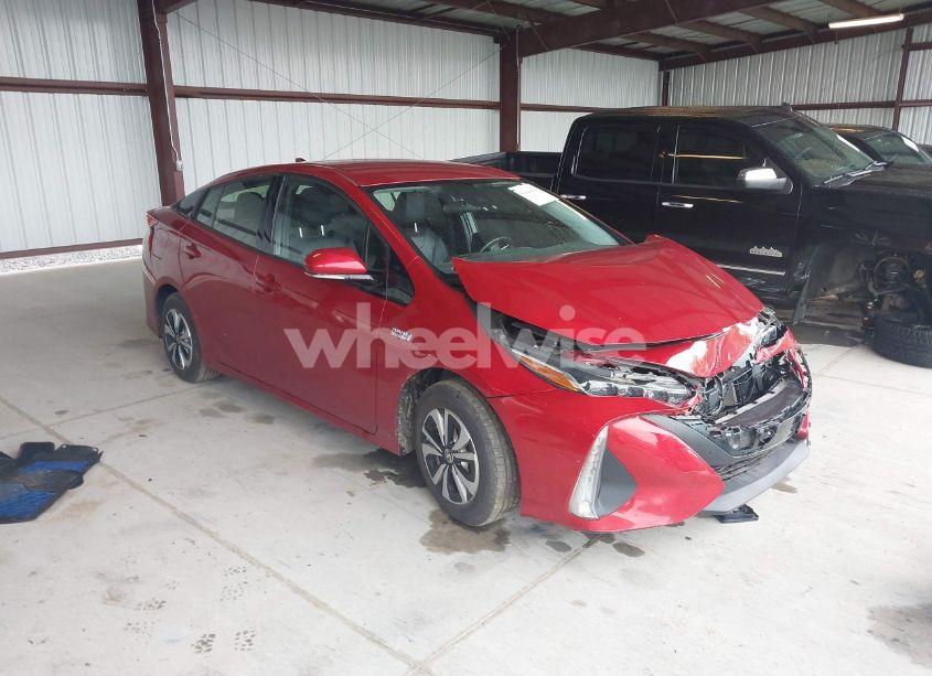 2018 Toyota Prius PRIME PREMIUM (VIN JTDKARFPXJ3099912) main photo