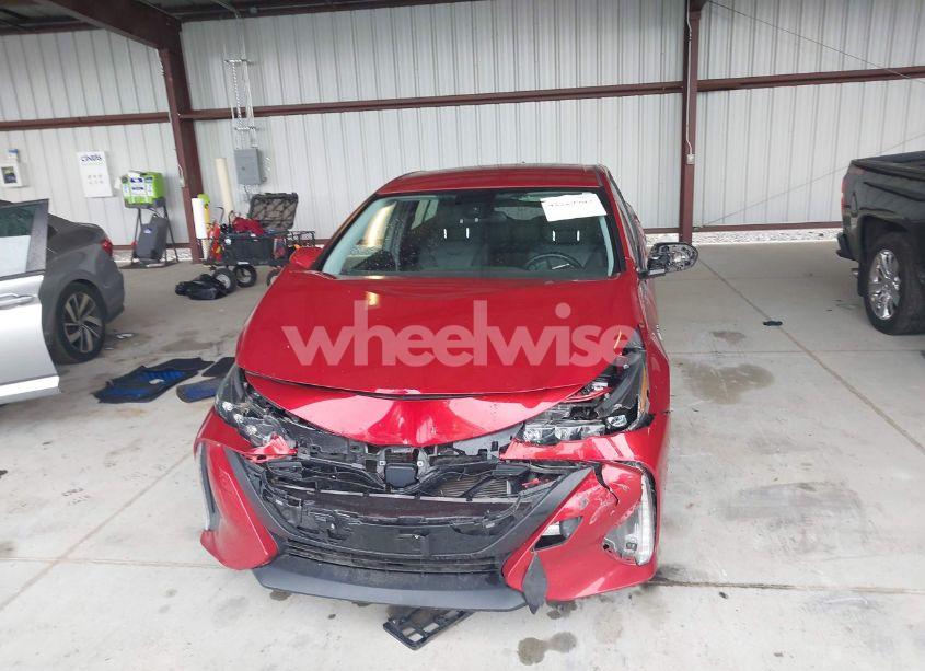 Photo 12 of 2018 Toyota Prius PRIME PREMIUM (VIN JTDKARFPXJ3099912)