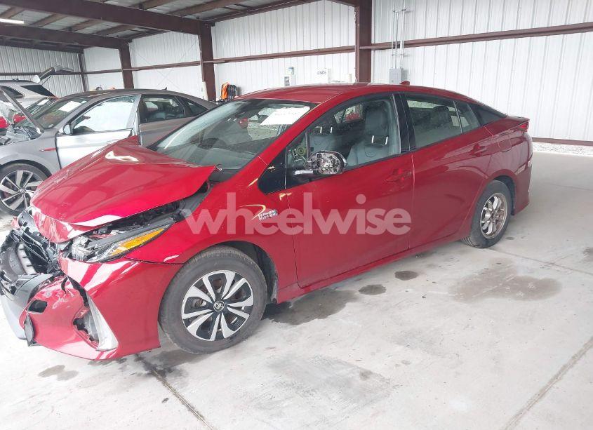 Photo 2 of 2018 Toyota Prius PRIME PREMIUM (VIN JTDKARFPXJ3099912)