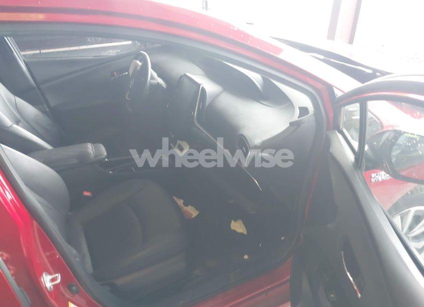 Photo 5 of 2018 Toyota Prius PRIME PREMIUM (VIN JTDKARFPXJ3099912)