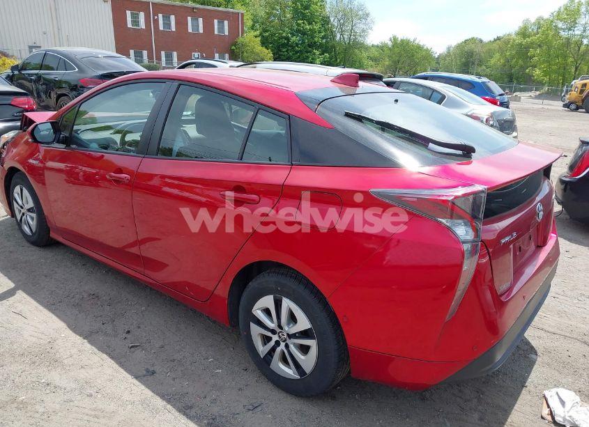 Photo 3 of 2018 Toyota Prius FOUR (VIN JTDKARFU0J3062986)