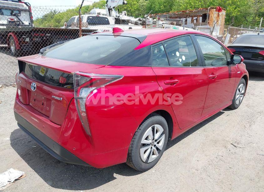 Photo 4 of 2018 Toyota Prius FOUR (VIN JTDKARFU0J3062986)