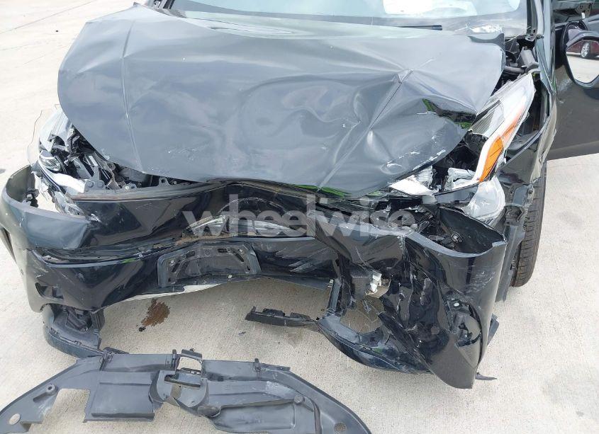 Photo 6 of 2019 Toyota Prius LE (VIN JTDKARFU0K3095844)