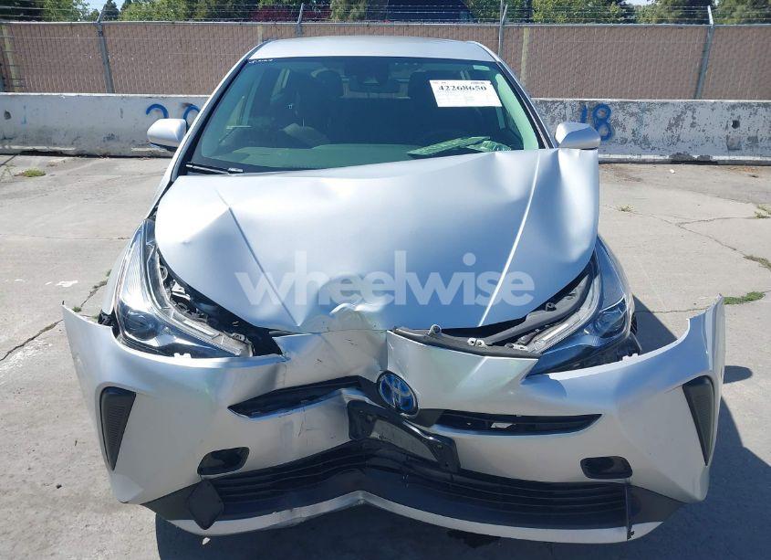 Photo 12 of 2019 Toyota Prius L ECO (VIN JTDKARFU0K3098310)