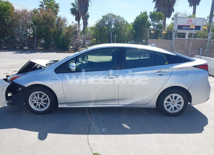 Photo 14 of 2019 Toyota Prius L ECO (VIN JTDKARFU0K3098310)