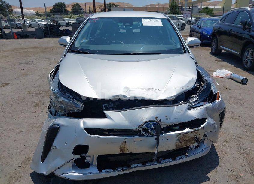Photo 12 of 2019 Toyota Prius XLE (VIN JTDKARFU0K3102629)