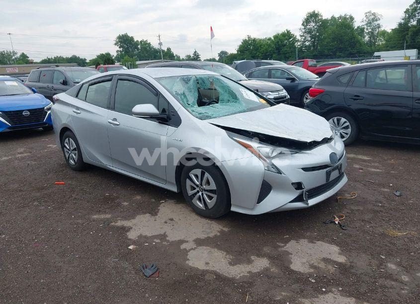2016 Toyota Prius THREE (VIN JTDKARFU1G3502609) main photo