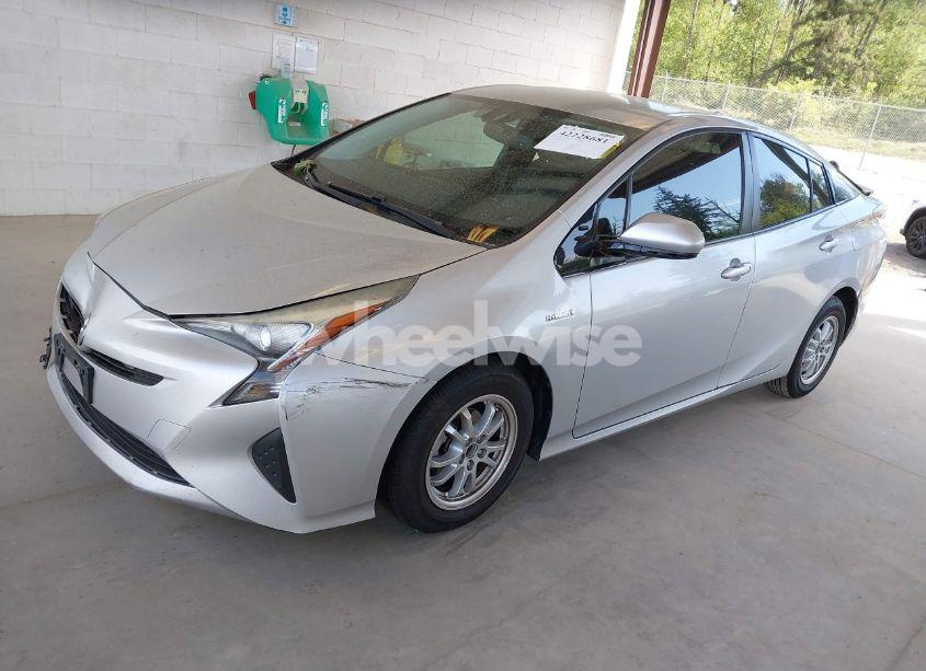 Photo 2 of 2016 Toyota Prius FOUR (VIN JTDKARFU1G3506403)