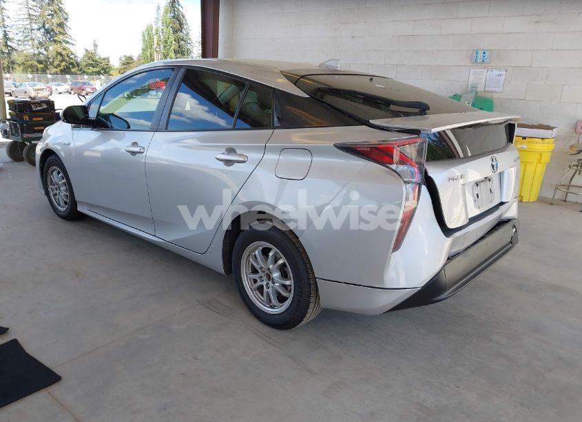 Photo 3 of 2016 Toyota Prius FOUR (VIN JTDKARFU1G3506403)