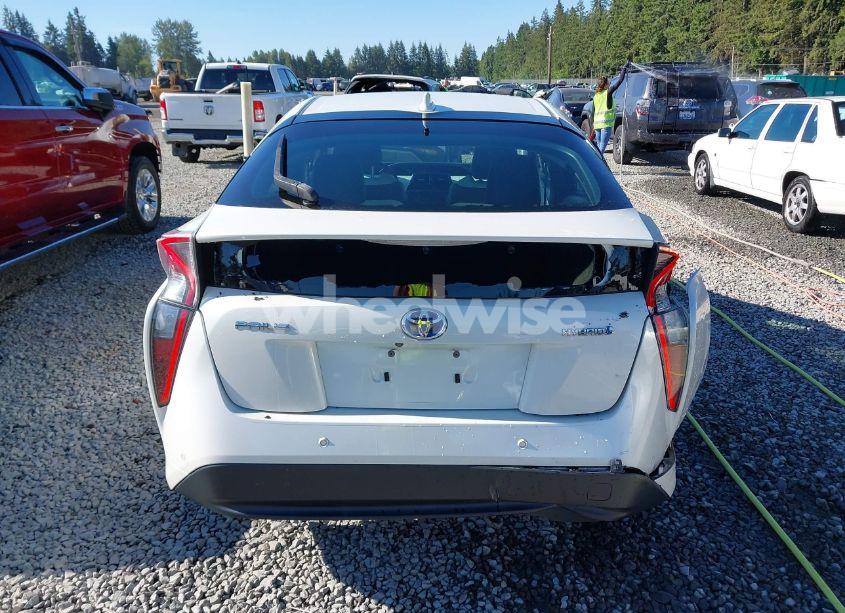 Photo 16 of 2017 Toyota Prius FOUR (VIN JTDKARFU1H3033538)