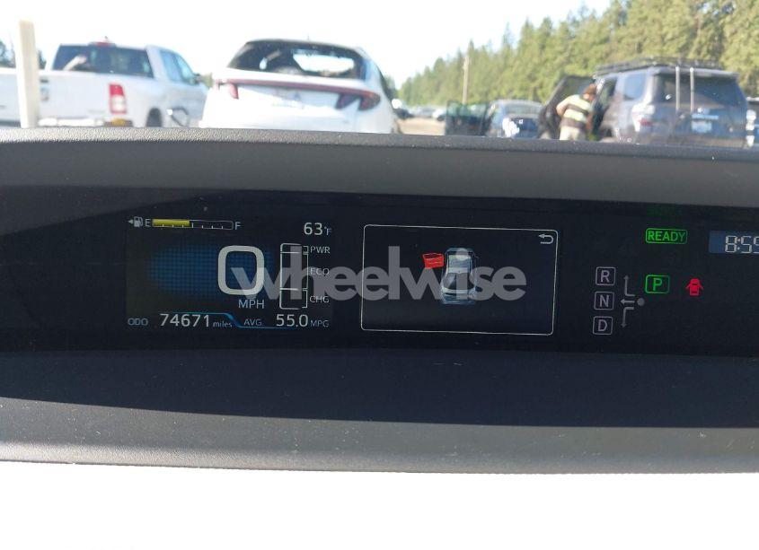 Photo 7 of 2017 Toyota Prius FOUR (VIN JTDKARFU1H3033538)