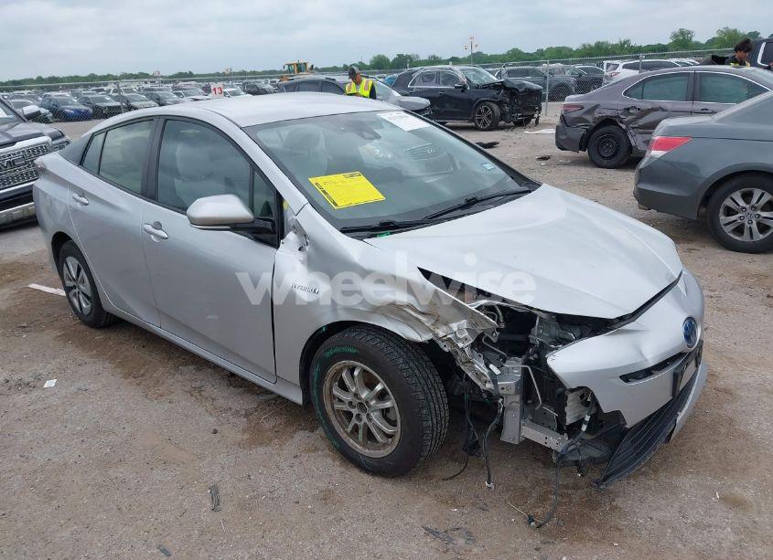 2017 Toyota Prius FOUR (VIN JTDKARFU1H3044393) main photo