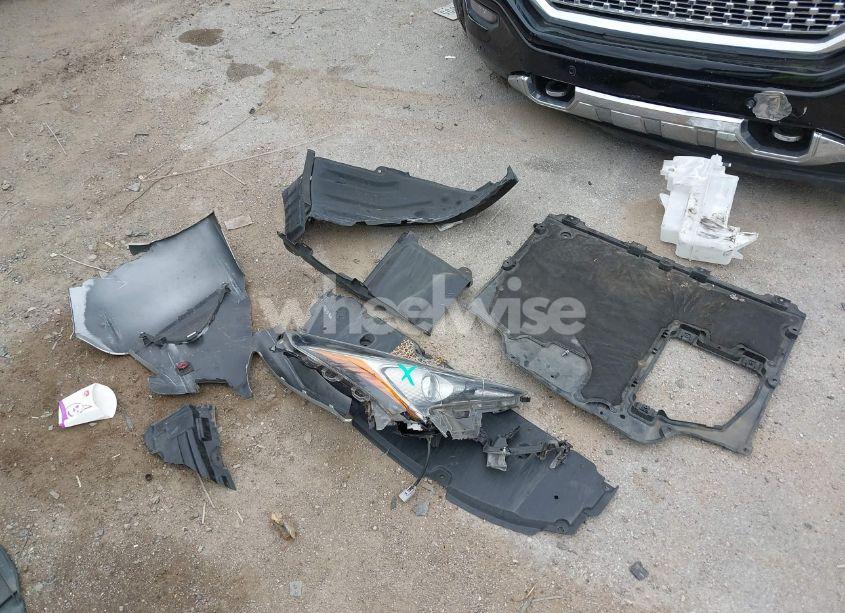 Photo 12 of 2017 Toyota Prius FOUR (VIN JTDKARFU1H3044393)