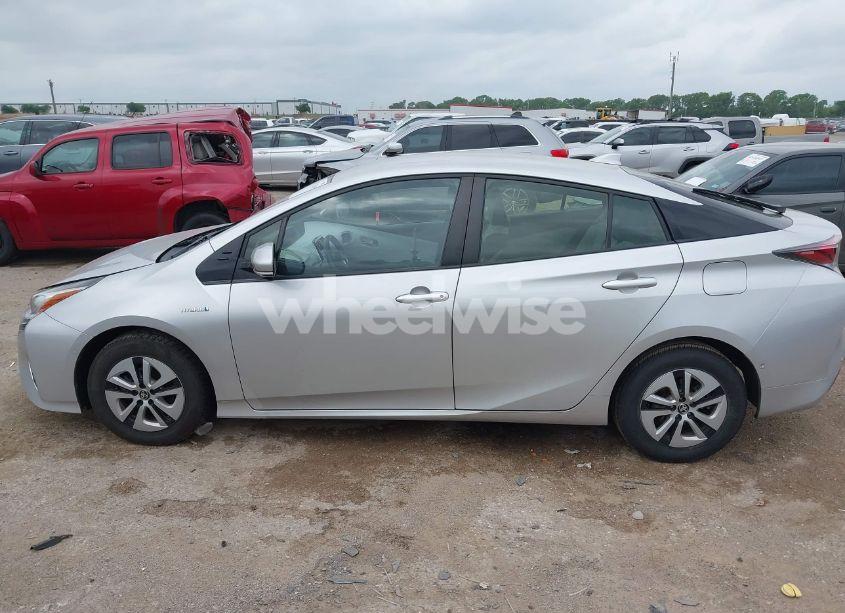 Photo 15 of 2017 Toyota Prius FOUR (VIN JTDKARFU1H3044393)