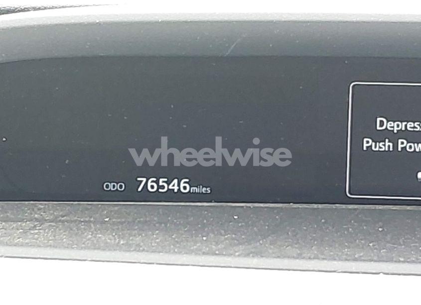 Photo 16 of 2017 Toyota Prius FOUR (VIN JTDKARFU1H3044393)