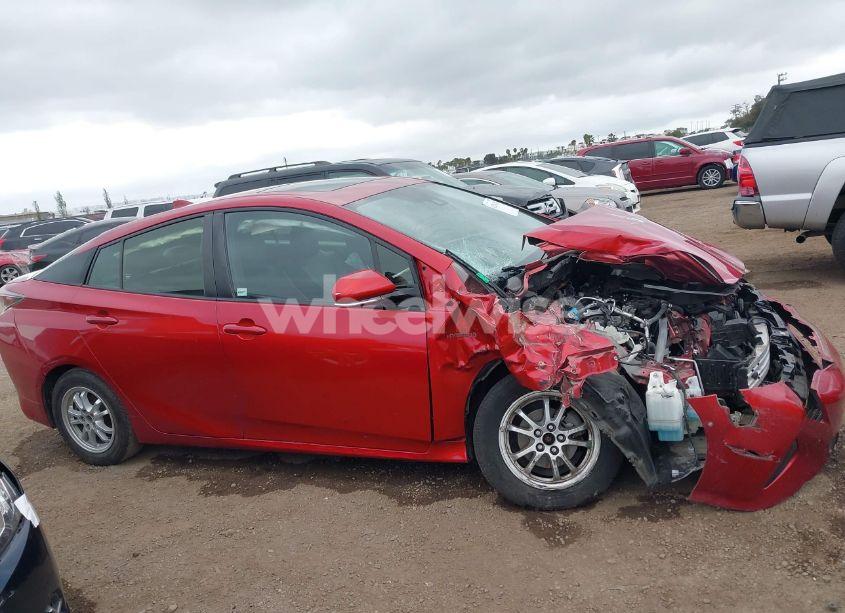 Photo 13 of 2018 Toyota Prius FOUR (VIN JTDKARFU1J3059711)