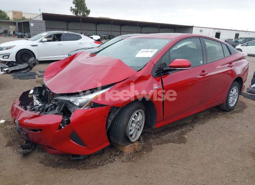 Photo 2 of 2018 Toyota Prius FOUR (VIN JTDKARFU1J3059711)