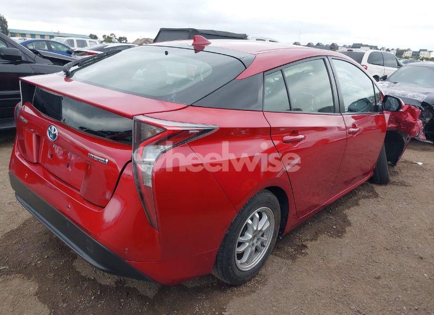 Photo 4 of 2018 Toyota Prius FOUR (VIN JTDKARFU1J3059711)