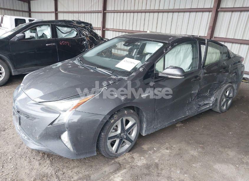 Photo 2 of 2017 Toyota Prius FOUR TOURING (VIN JTDKARFU2H3532249)