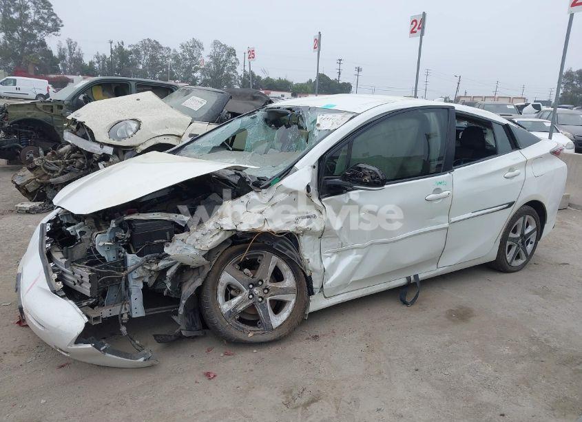 Photo 13 of 2016 Toyota Prius (VIN JTDKARFU4G3022953)