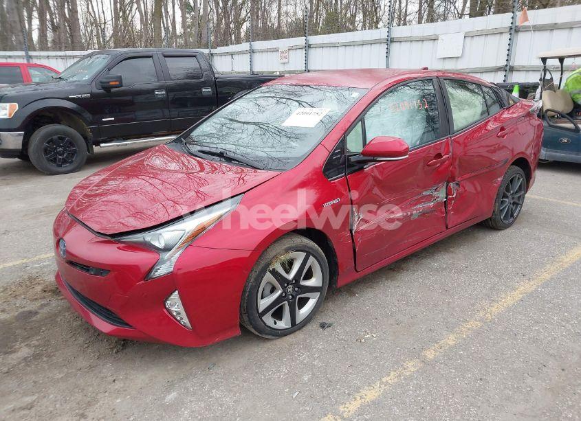 Photo 2 of 2017 Toyota Prius FOUR TOURING (VIN JTDKARFU4H3542166)