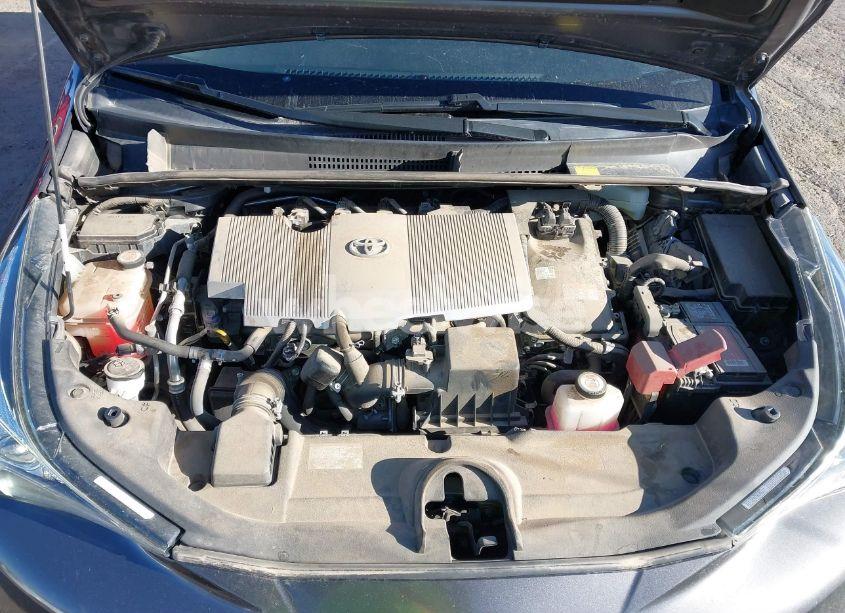 Photo 10 of 2017 Toyota Prius FOUR TOURING (VIN JTDKARFU4H3543978)