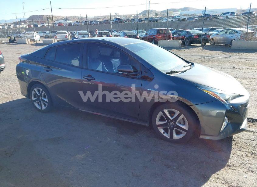 Photo 13 of 2017 Toyota Prius FOUR TOURING (VIN JTDKARFU4H3543978)