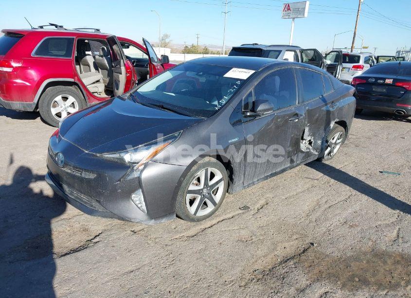 Photo 2 of 2017 Toyota Prius FOUR TOURING (VIN JTDKARFU4H3543978)