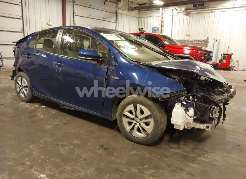 2018 Toyota Prius TWO ECO (VIN JTDKARFU4J3554372) main photo