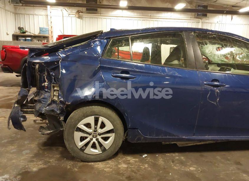 Photo 16 of 2018 Toyota Prius TWO ECO (VIN JTDKARFU4J3554372)