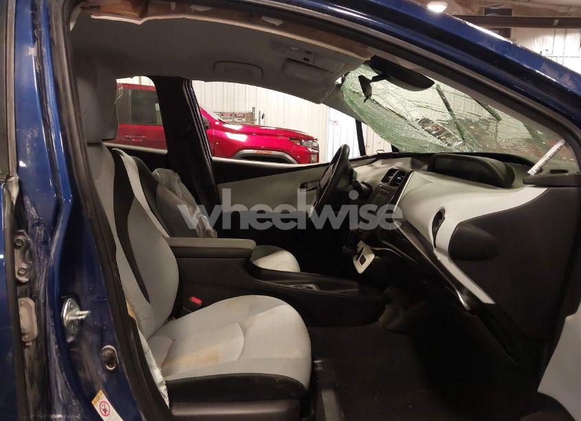 Photo 5 of 2018 Toyota Prius TWO ECO (VIN JTDKARFU4J3554372)