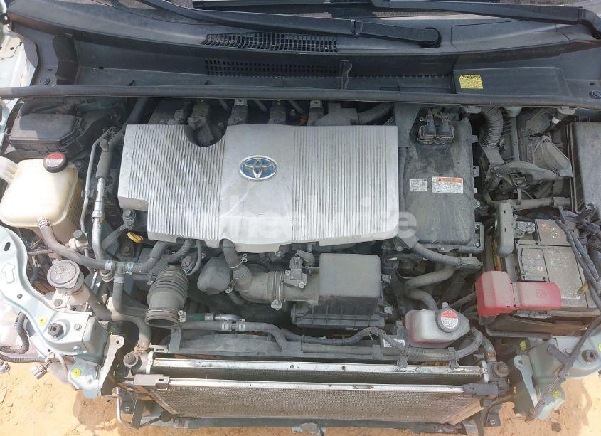 Photo 10 of 2016 Toyota Prius THREE (VIN JTDKARFU5G3004686)