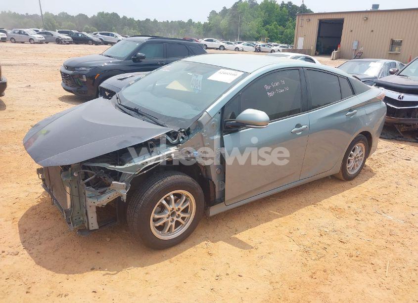 Photo 2 of 2016 Toyota Prius THREE (VIN JTDKARFU5G3004686)