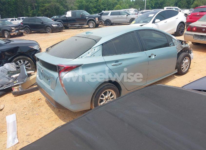 Photo 4 of 2016 Toyota Prius THREE (VIN JTDKARFU5G3004686)