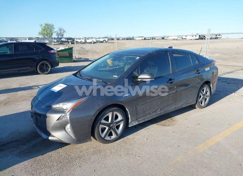 Photo 2 of 2016 Toyota Prius FOUR TOURING (VIN JTDKARFU5G3514682)