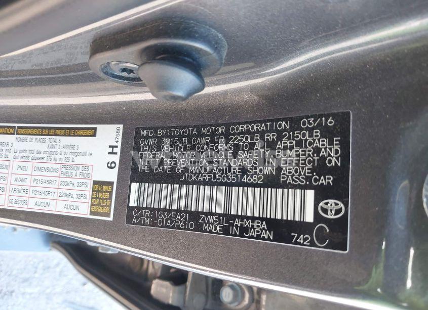 Photo 9 of 2016 Toyota Prius FOUR TOURING (VIN JTDKARFU5G3514682)