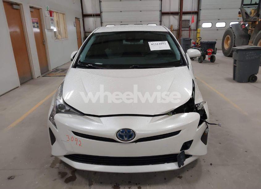 Photo 12 of 2018 Toyota Prius TWO ECO (VIN JTDKARFU5J3055225)