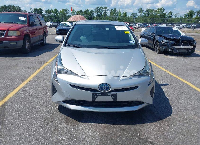 Photo 12 of 2016 Toyota Prius THREE (VIN JTDKARFU6G3024381)