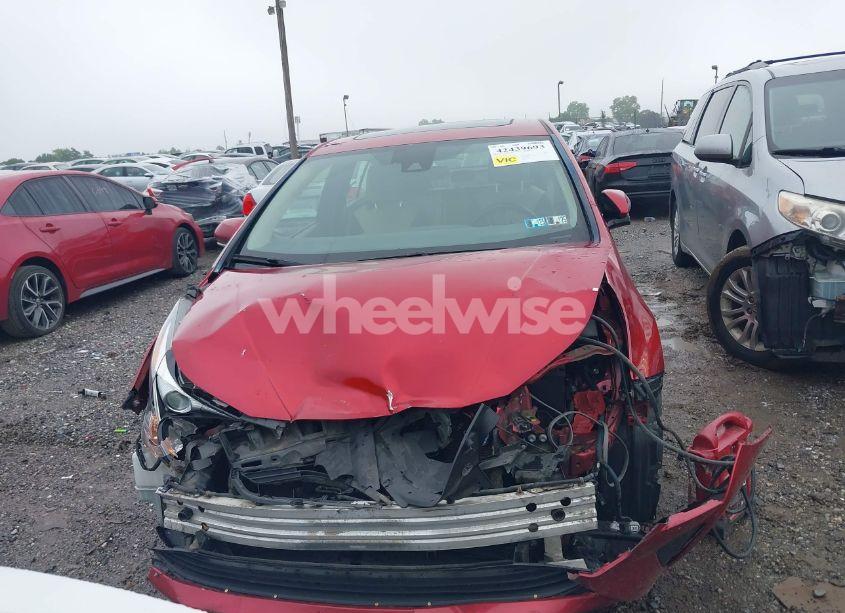 Photo 12 of 2016 Toyota Prius THREE (VIN JTDKARFU6G3521270)