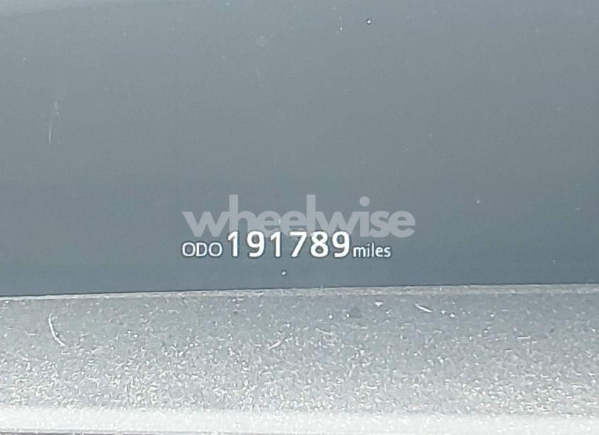 Photo 14 of 2018 Toyota Prius FOUR (VIN JTDKARFU6J3057288)