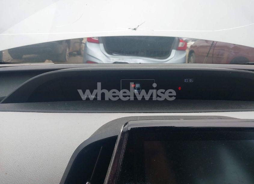 Photo 7 of 2018 Toyota Prius FOUR (VIN JTDKARFU6J3057288)